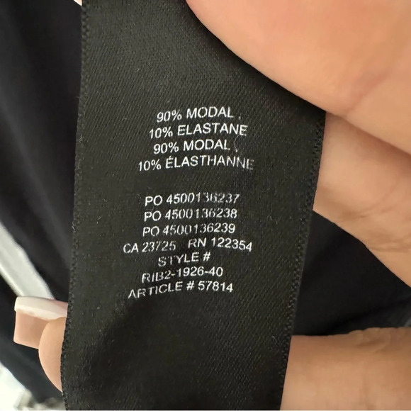 Sunday Best
BestHug Little Ribbed Turtleneck size M - Picture 5 of 10